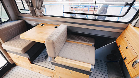 Катер Swift Chaser 700 CSR LE
